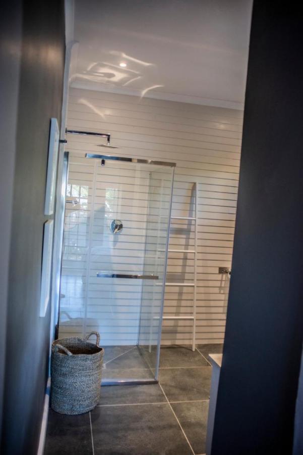Seven On Flora- Hot Tub, Modern With Amazing Outside Area Villa Hermanus Exterior photo